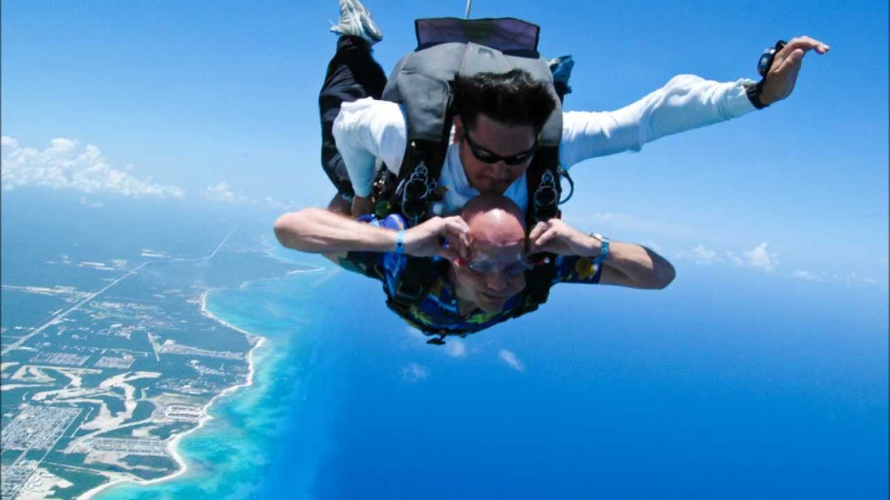 A Perfect activity for Adrenaline Junkies- Skydive in Playa!